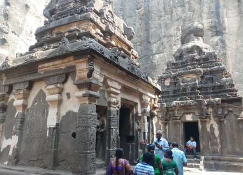 ?ऐतिहासिक अजंठा- वेरूळ लेणी- घृष्णेश्वर ज्योतिर्लिंग -  लोणार सरोवर आणि संत जन्म भूमी पैठण सफर...?
